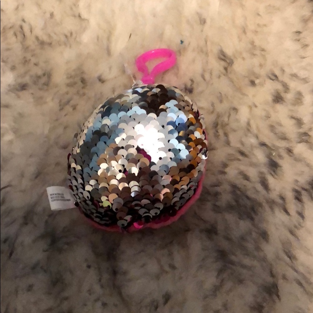 Sequin push keychain